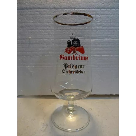 1 VERRE GAMBRINUS 40CL HT.18.50CM