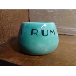RAMEQUIN  OLD MANADA  RUM  DIAMETRE 6CM