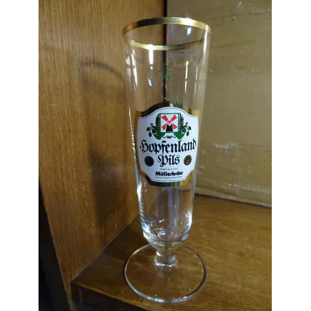 1 VERRE HOPFENLAND PILS 20CL   MULLERBRAU HT 18.40CM