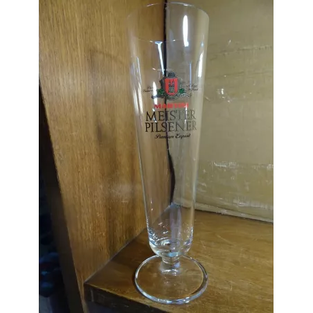 1 VERRE  MARTINI MEISTER  PILSNER  30CL HT.22.50CM