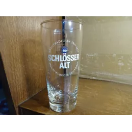 1 VERRE SCHLOSSER 25CL HT.14.40CM
