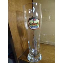 1 VERRE WELTENBURGER 50CL HT 24CM