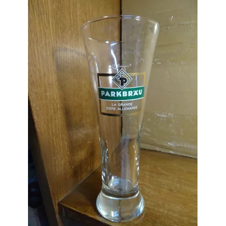 1 VERRE  PARKBRAU  25CL HT.20CM