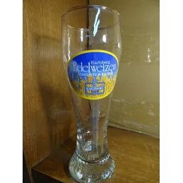 1 VERRE KARLSBERG 50CL HT.23.30CM