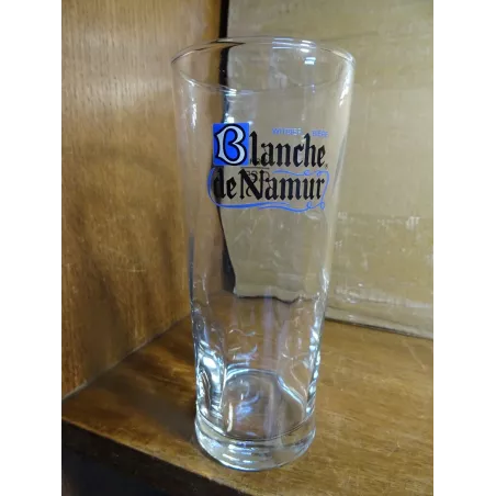 1 VERRE  BLANCHE DE NAMUR 25CL HT.15.90CM