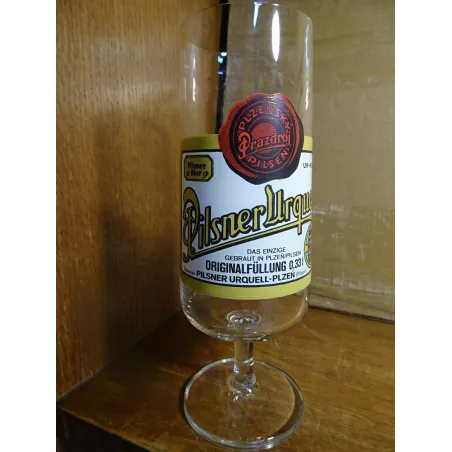 1 VERRE  PILSNER URQUELL 33CL