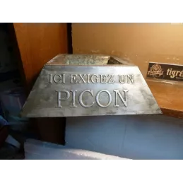 1 SOCLE PICON EN ZING 25X 25 X8