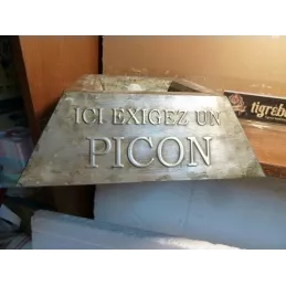 1 SOCLE PICON EN ZING 25X 25 X8