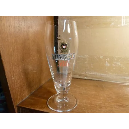 1 VERRE HARKE PILS 20CL HT16.50CM