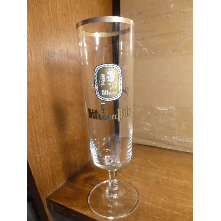 1 VERRE BITBURGER PILS 20CL HT 19.90CM