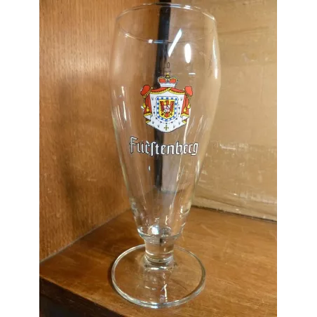 1 VERRE FURFTENBERG 25CL HT.17.50CM