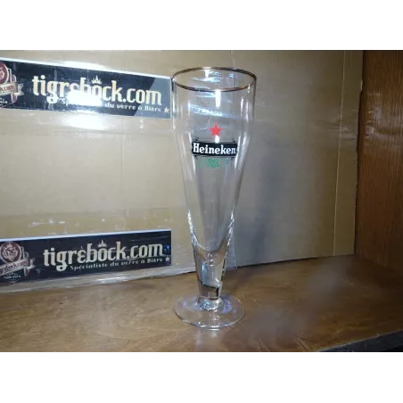 1 VERRE HEINEKEN 33/40CL HT.22.50CM