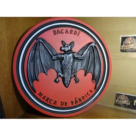 PLAQUE BACARDI EN FONTE  DIAMETRE 31CM