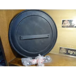PLAQUE BACARDI EN FONTE  DIAMETRE 31CM