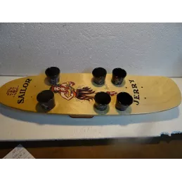 PLATEAU SAILOR JERRY AVEC 6 SHOOTERS EN CERAMIQUE