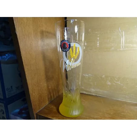 1 VERRE  PAULANER COLLECTOR  50CL HT 25.40CM