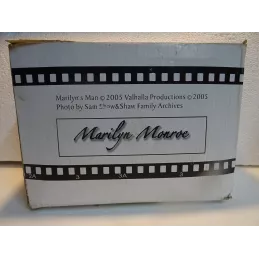 SERVICE A CAFE MARILYN MONROE ANNEE 2005