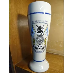 1 VERRE  EN GRES  MUNCHEN COLLECTOR  FOOT  50CL  HT 24CM