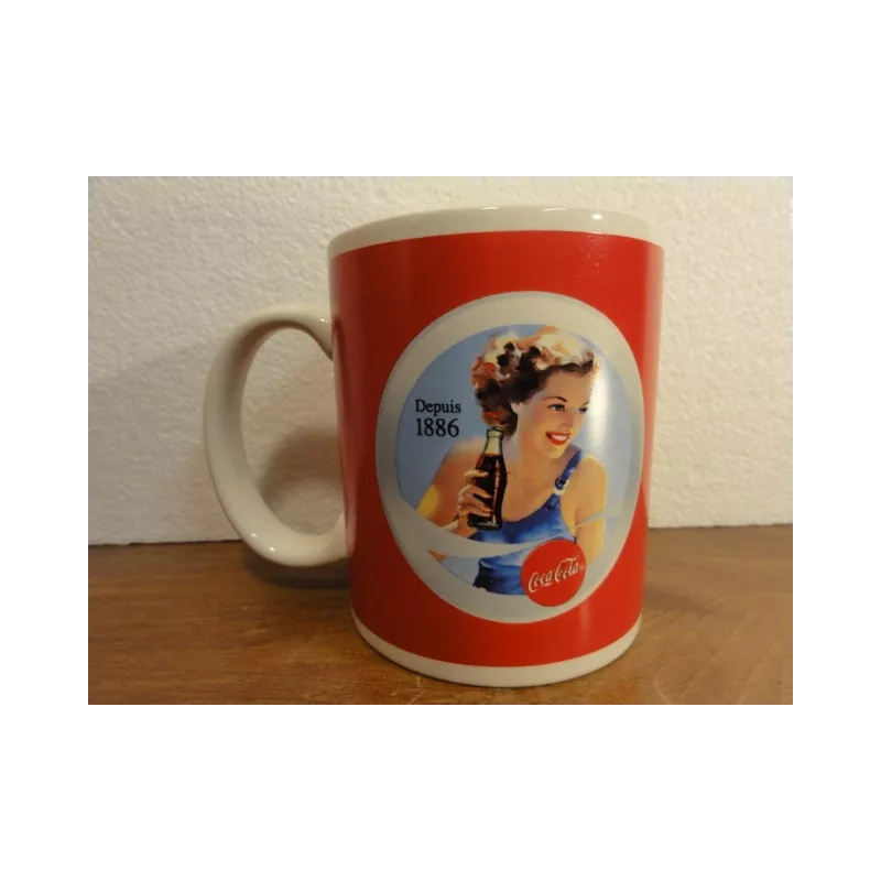 1 MUG COCA-COLA