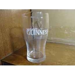 6 VERRES  GUINNESS  25CL HT 12.30CM