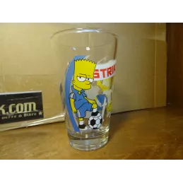 1 VERRE STRIKER SIMPSONS 25CL HT 12.20CM ANNEE 2009
