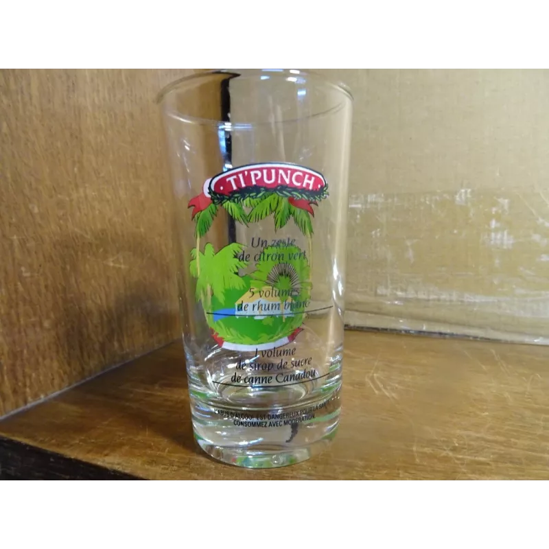 1 VERRE RHUM TI