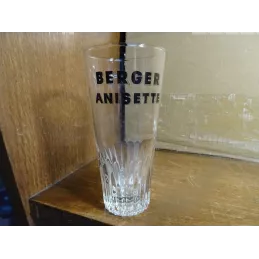 1 VERRE BERGER  ANISETTE  HT 19.20CM