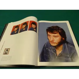 ALBUM JOHNNY HALLYDAY LES PHOTOS COLLECTORS RACONTEES PAR FABIEN LE COEUVRE ANNEE 2003