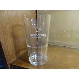 6 VERRES VODKA  GREY GOOSE  HT 13.50CM