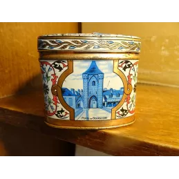 BOITE  SUCRE D'ORGE DES RELIGIEUSES  DE MORET  15.50CM X 9.20CM  X 6CM
