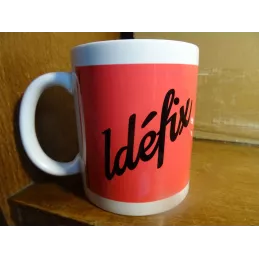 MUG IDEFIX  HT  9.70CM ANNEE 2015