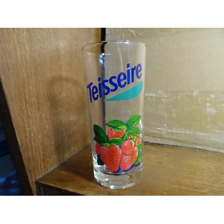 6 VERRES TEISSEIRE  FRAISE  HT 13.80CM