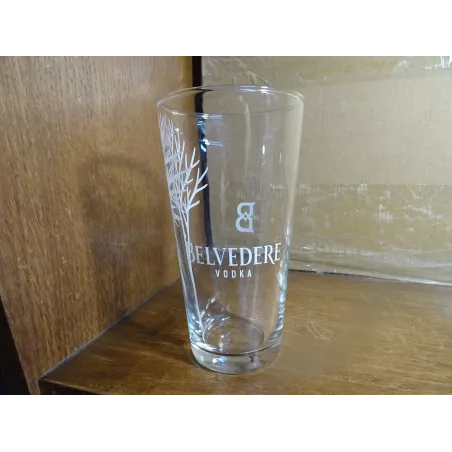 6 VERRES VODKA BELVEDERE 34CL HT 13.90CM