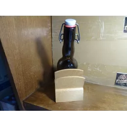 BOUTEILLE FACTICE  LA CHAPERON AVEC PORTE SOUS BOCK