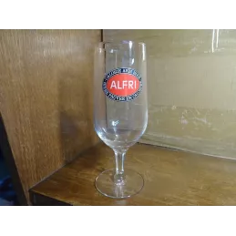 1 VERRE ALFRI 25CL HT.17.50CM