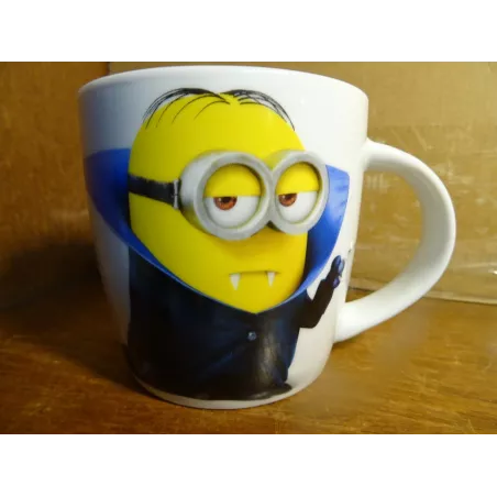 MUG MINION HT 9CM