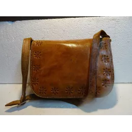 SACOCHE EN CUIR  24CM X20CM