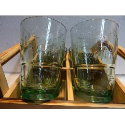 1 CASIER BACARDI EN BOIS +4 VERRES 36CL 23.50CM X20CM  HT 15.50CM