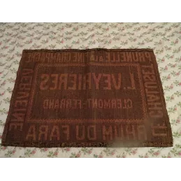 TAPIS L. VEYRIERES  CLERMONT- FERRAND  RHUM/ VERVAINE