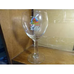 6 VERRES LEFFE 50CL HT 21.20CM