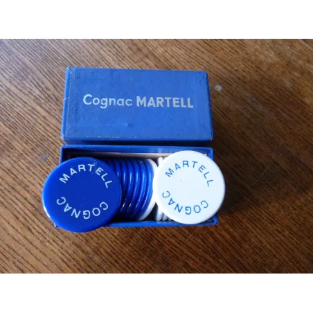 PIONS  COGNAC MARTELL 10 BLEUS   11BLANCS