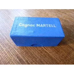PIONS  COGNAC MARTELL 10 BLEUS   11BLANCS