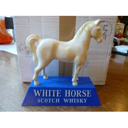 WHITE HORSE SCOTCH WHISKY  21.50CM X9.50CM HT.22.50CM