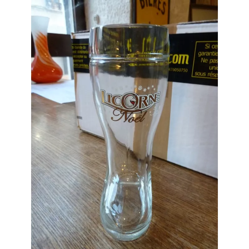 1 VERRE DESPERADOS COLLECTOR 25CL HT 12.30CM - Tigrebock