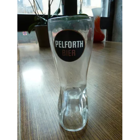 BOTTE PELFORTH BIER 20CL HT 13.20CM