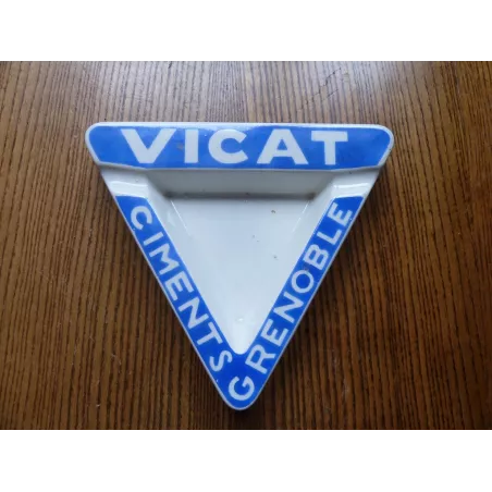 CENDRIER CIMENTS VICAT GRENOBLE 14.50CM X14.50CM X14.50CM