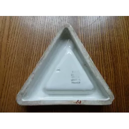 CENDRIER CIMENTS VICAT GRENOBLE 14.50CM X14.50CM X14.50CM