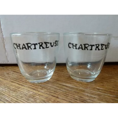 2 VERRES CHARTREUSE 8CL