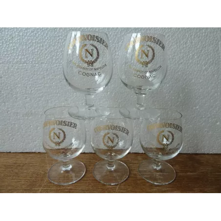 5 VERRES COGNAC COURVOISIER  7CL HT.8.60CM