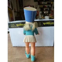 POUPEE  MAJORETTE  ANCIENNE  HT 35.50CM
